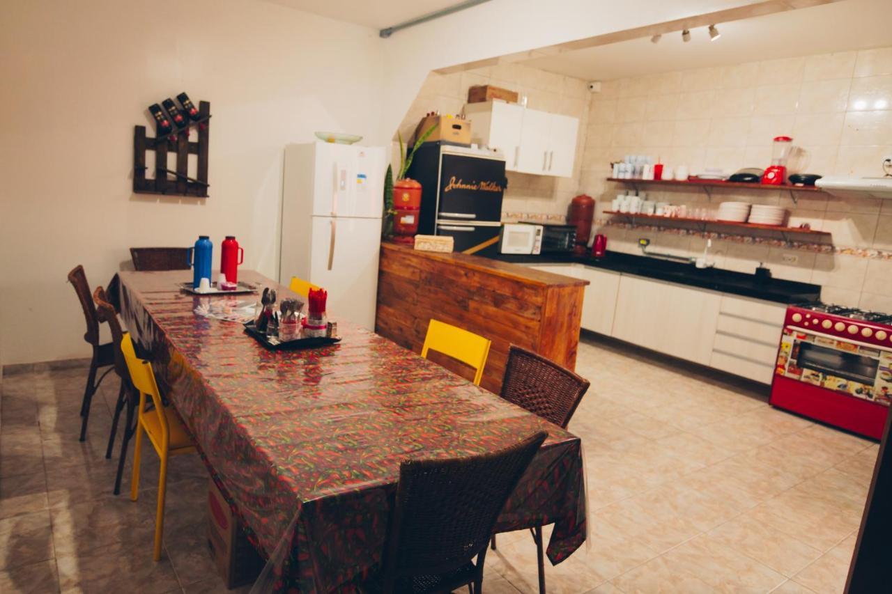 Brazilian Cult Hostel Curitiba Esterno foto
